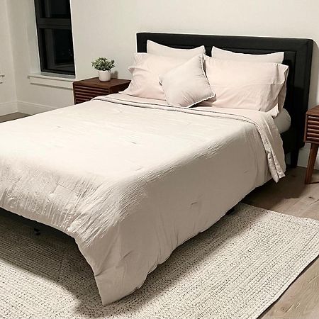 Modern 2 Bed Furnished Apartment In Quincy Εξωτερικό φωτογραφία